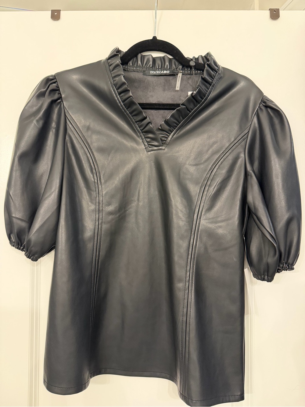 Dolce Cabo NWT Black Vegan Leather Puff Sleeve Ruffle Top Size Small